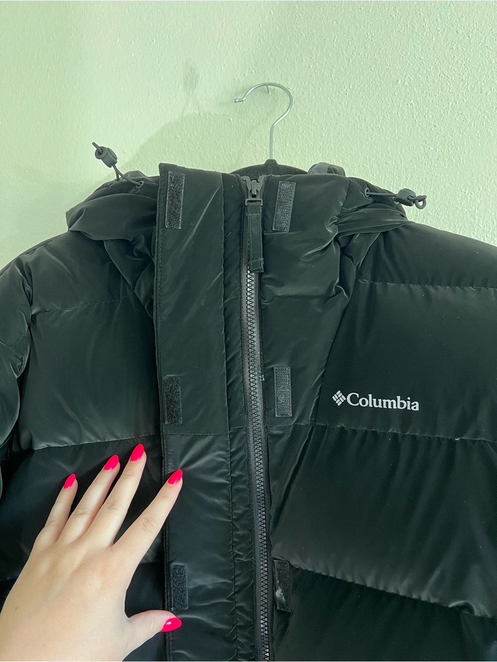 Columbia Black Bulo Point II Down Jacket - Picture 4 of 9
